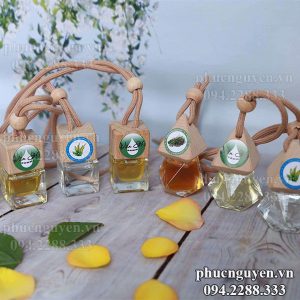 Lọ đựng tinh dầu treo xe ô tô