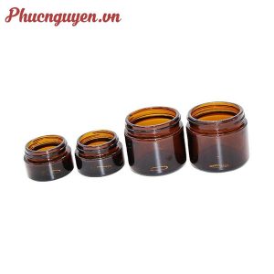Than-hu-thuy-tinh-nau