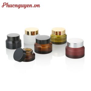 hu-thuy-tinh-thon-nap-ma